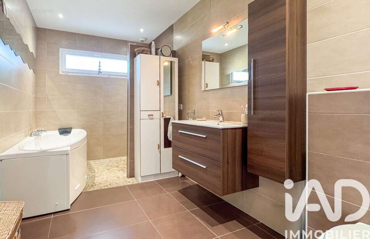 Photo 4 - Maison à TOSSE