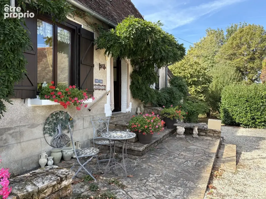 Fermette transformée en gite complexe avec piscine et 4 hectares de terrain avec bois - photo 42