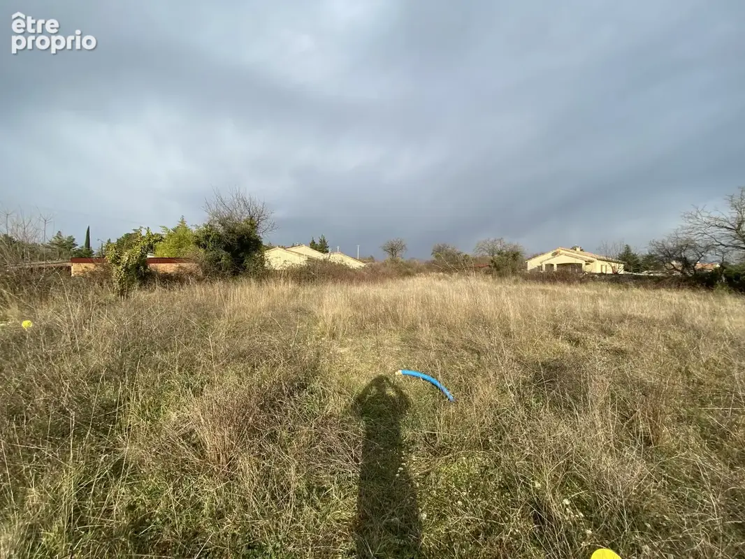 Terrain 837 m² à vendre à Villeneuve-De-Berg (07170) - photo 3