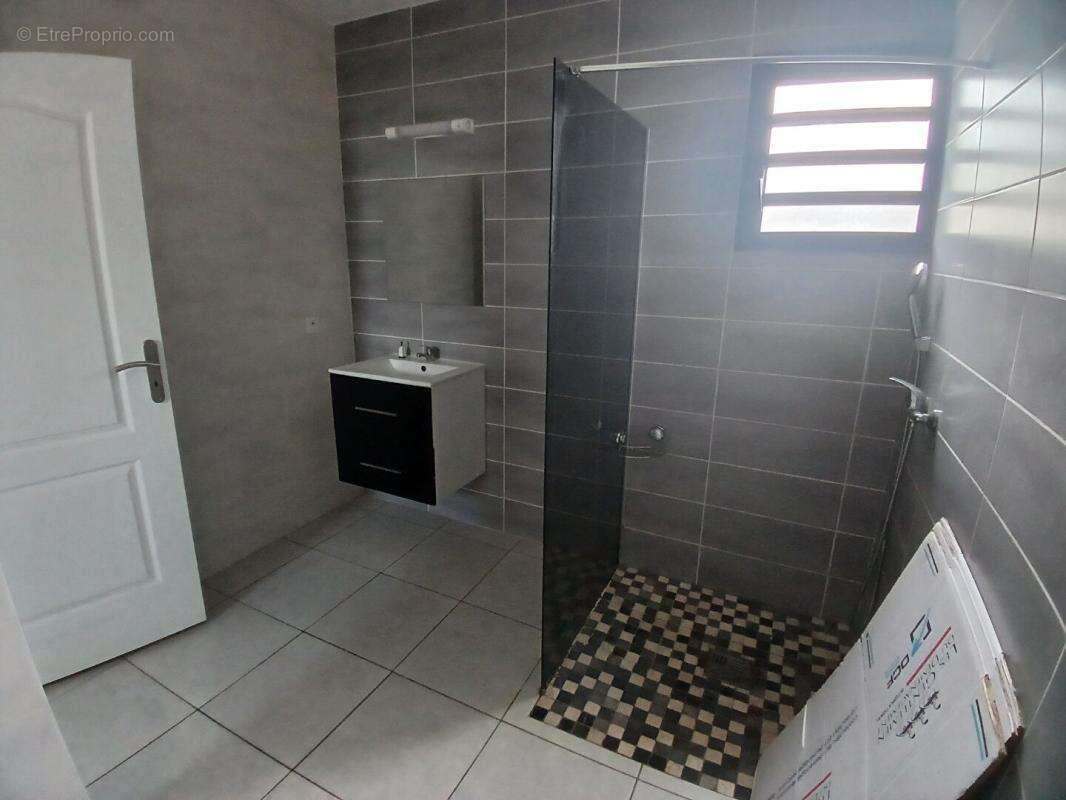 Maison à SAINT-PIERRE