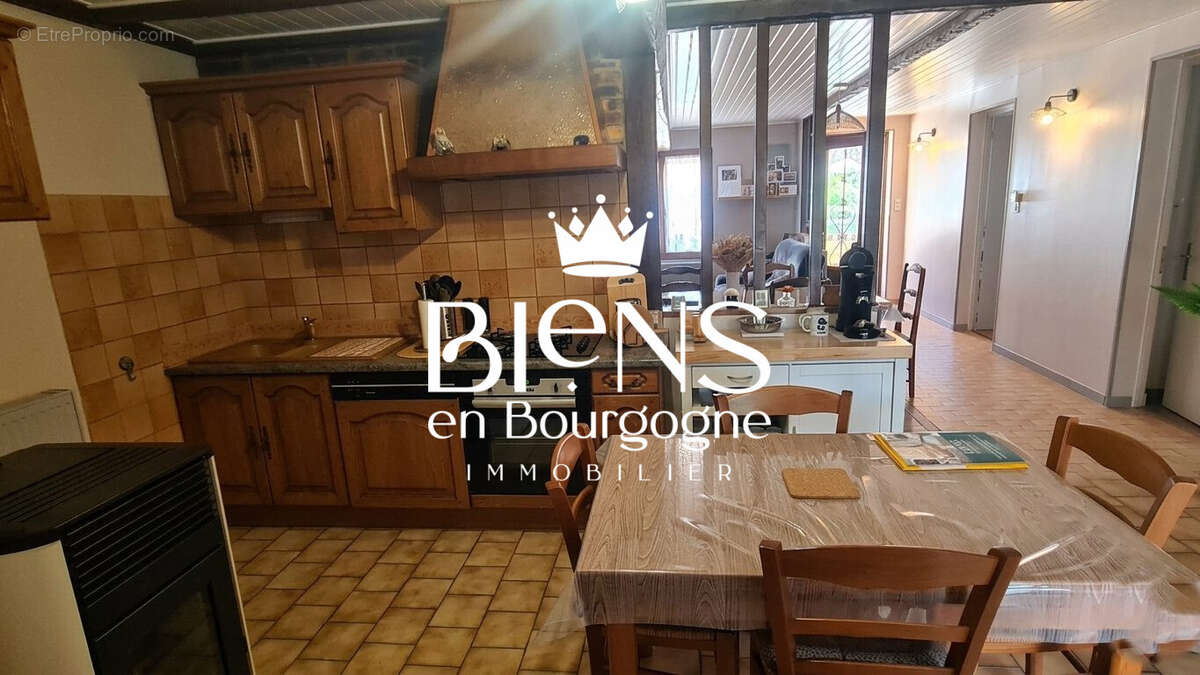 Maison à SEURRE