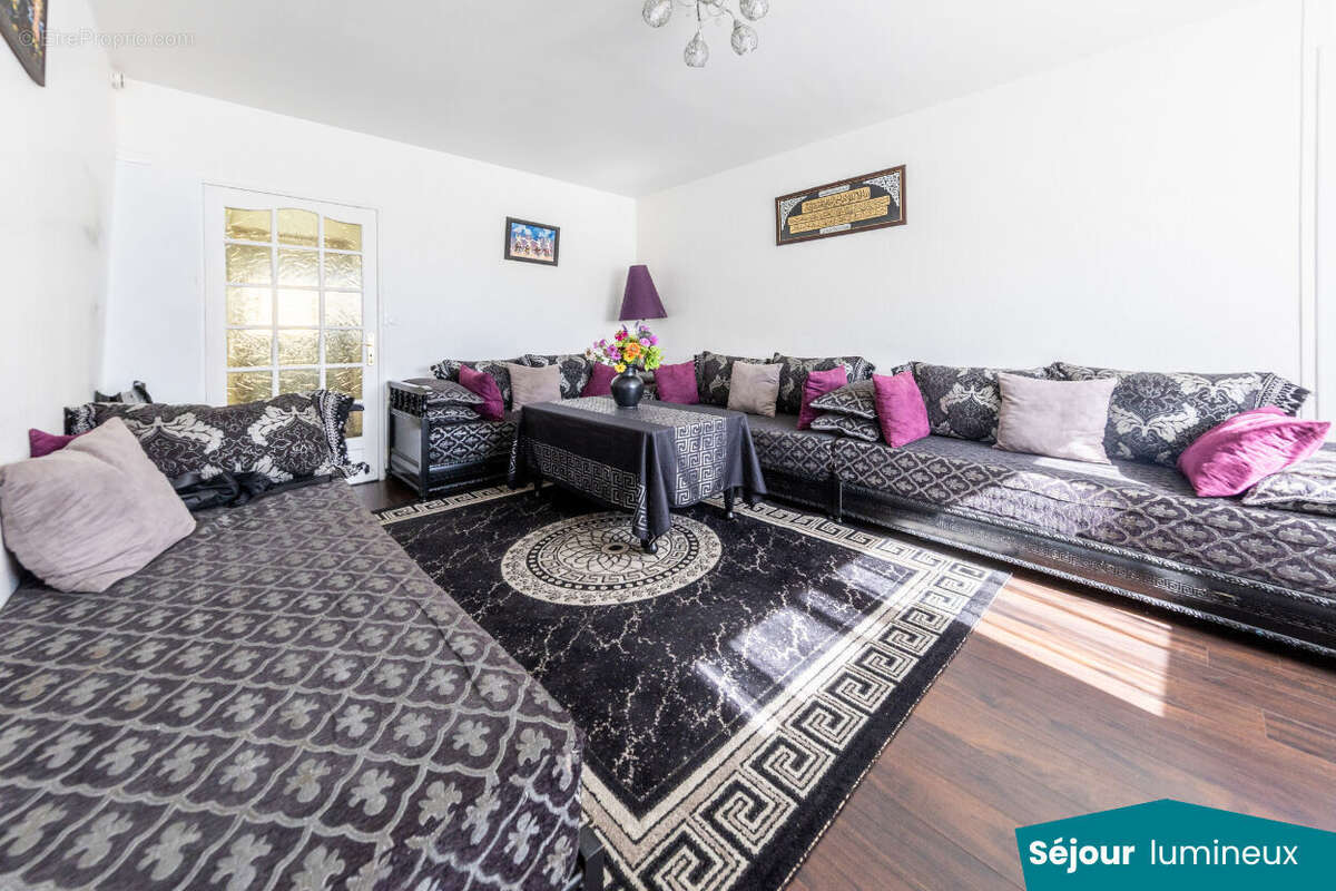 Appartement à RIS-ORANGIS