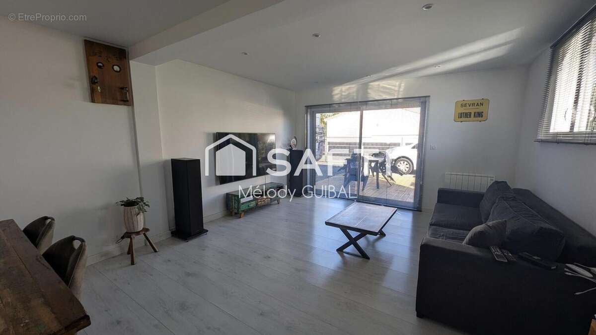 Photo 7 - Maison à MEDIS