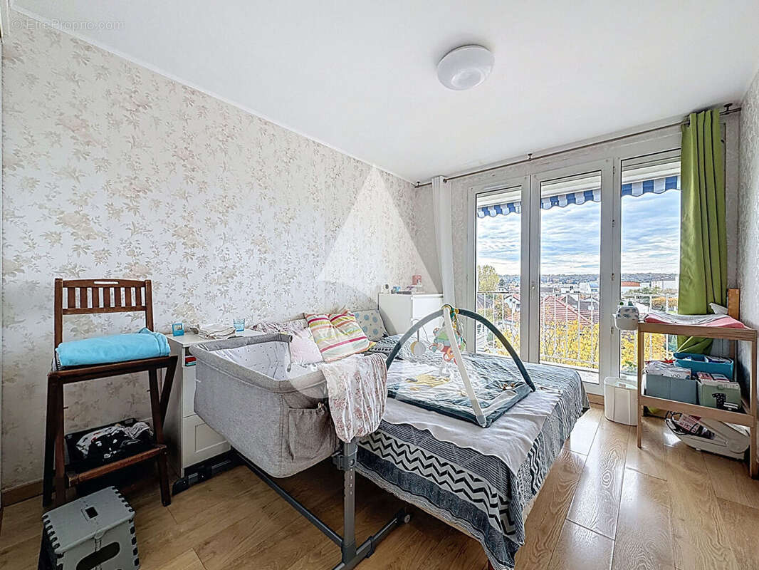 Appartement à RUEIL-MALMAISON