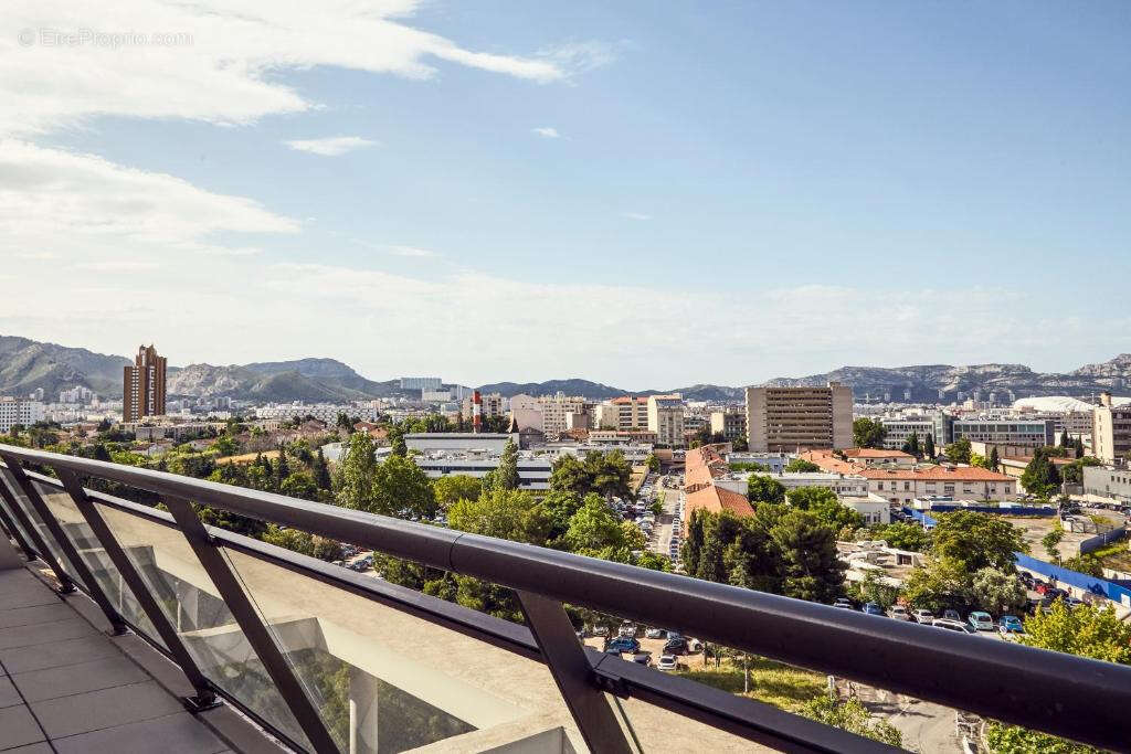 Appartement à MARSEILLE-5E