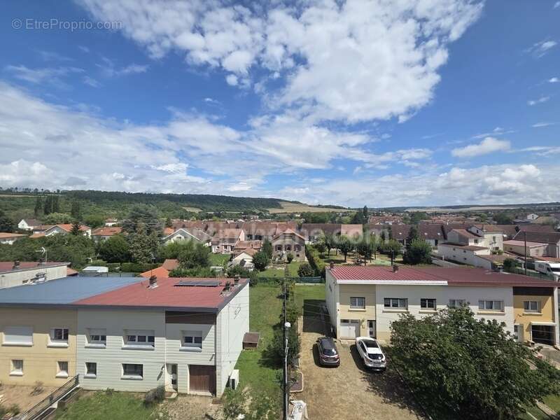 Appartement à BELLEVILLE-SUR-MEUSE