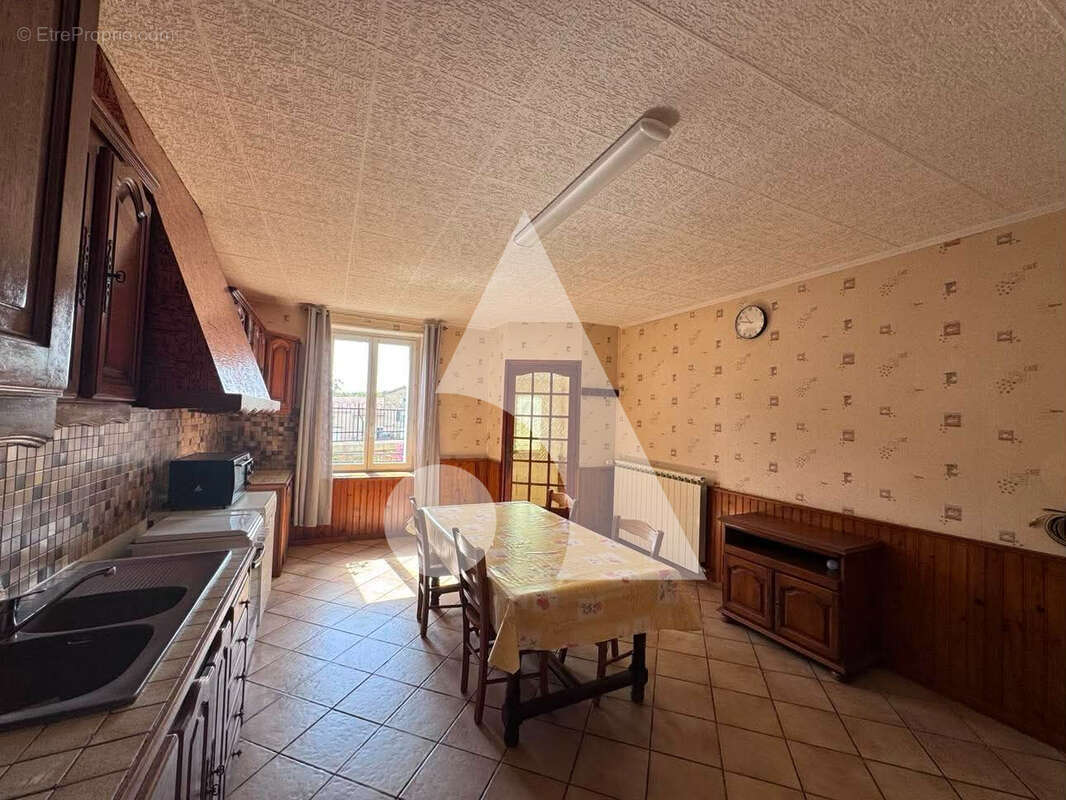 Charmante maison familiale avec projet gîte possible - AUTIGNY-LA-TOUR - photo 5