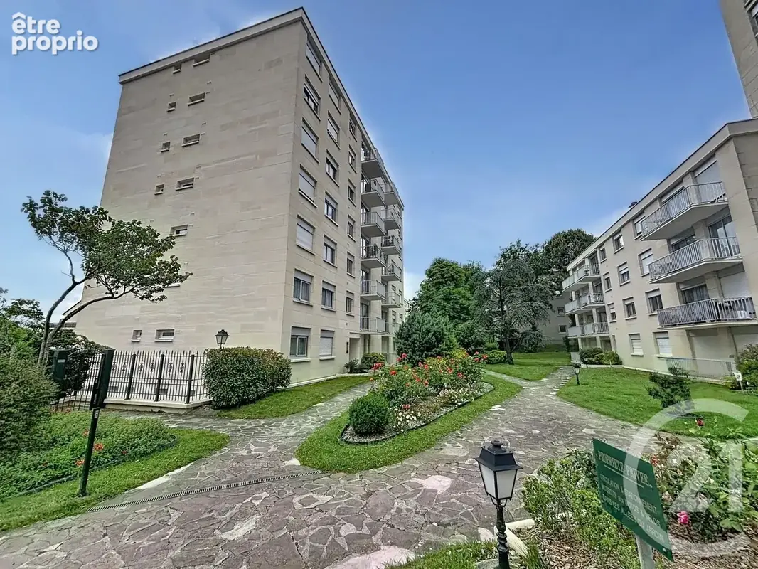 Appartement 4 pièces 75 m² à vendre à Rambouillet (78120) - photo 2