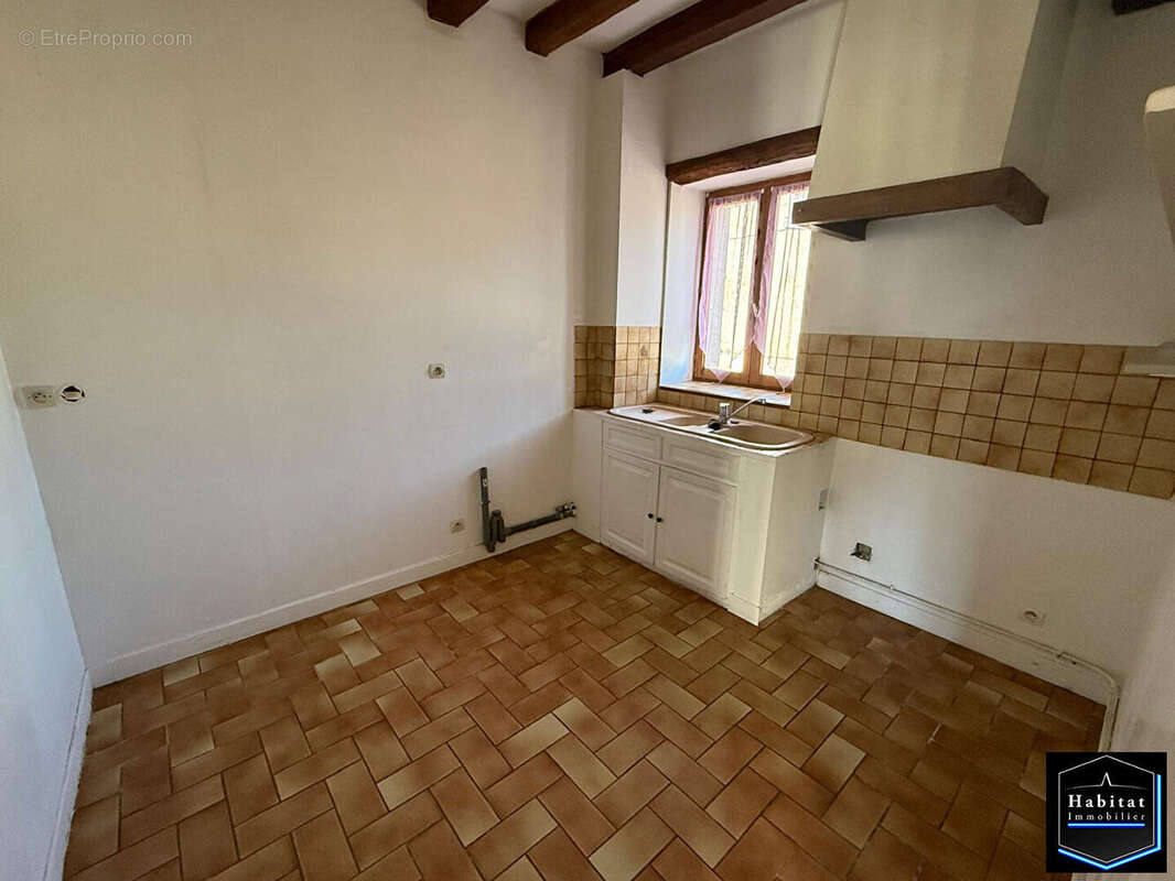 Maison à LE PLESSIS-BELLEVILLE