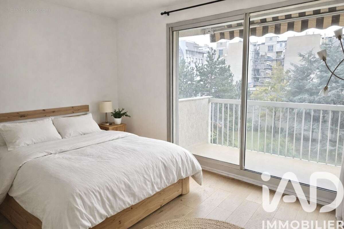 Photo 2 - Appartement à CLICHY