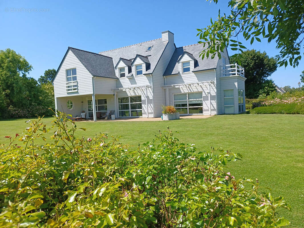 Maison à LOCQUENOLE