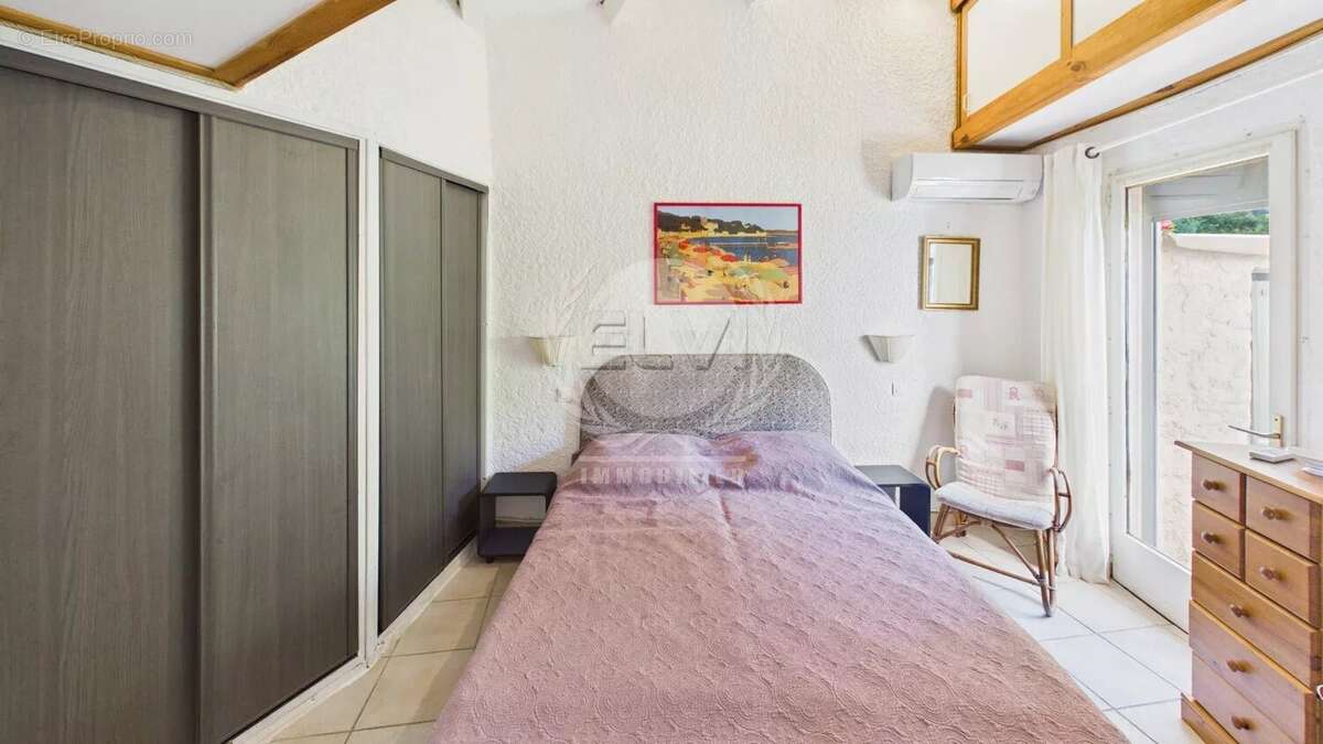 Maison à PLAN-DE-LA-TOUR