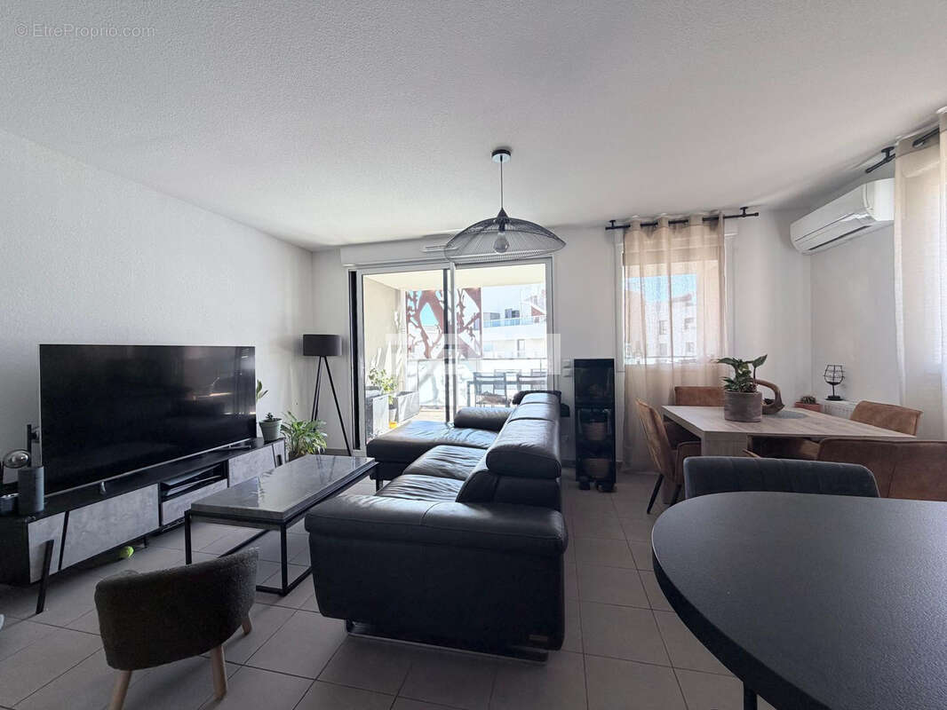 Appartement à SAINT-JEAN-DE-VEDAS