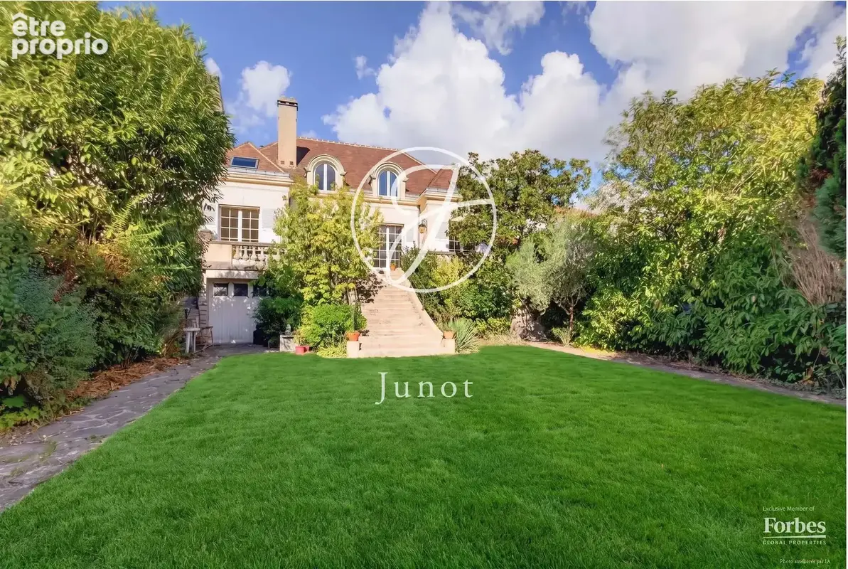 Saint-Cloud - MONTRETOUT - Maison 300 m² -  6 chambres - jardin - photo 1