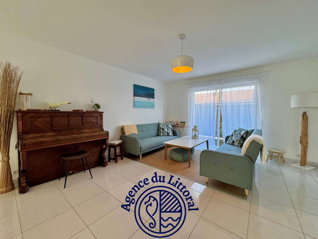 Maison à SEMUSSAC