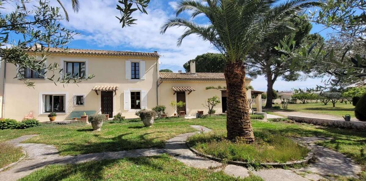 Maison à PONT-SAINT-ESPRIT