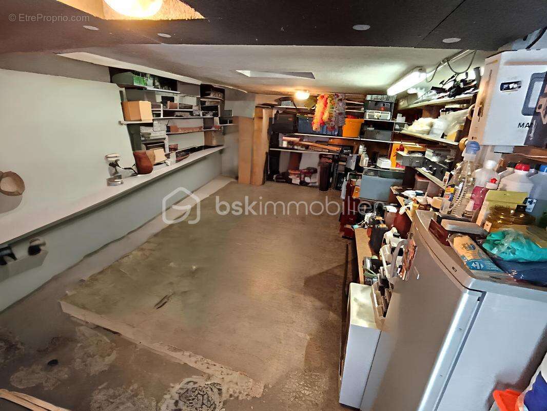 À vendre – maison familiale évolutive 130,50 m² – 4 chambres – 2 logements (t3 + t3) – jardin – terrasses – garage – toulon oues - photo 14