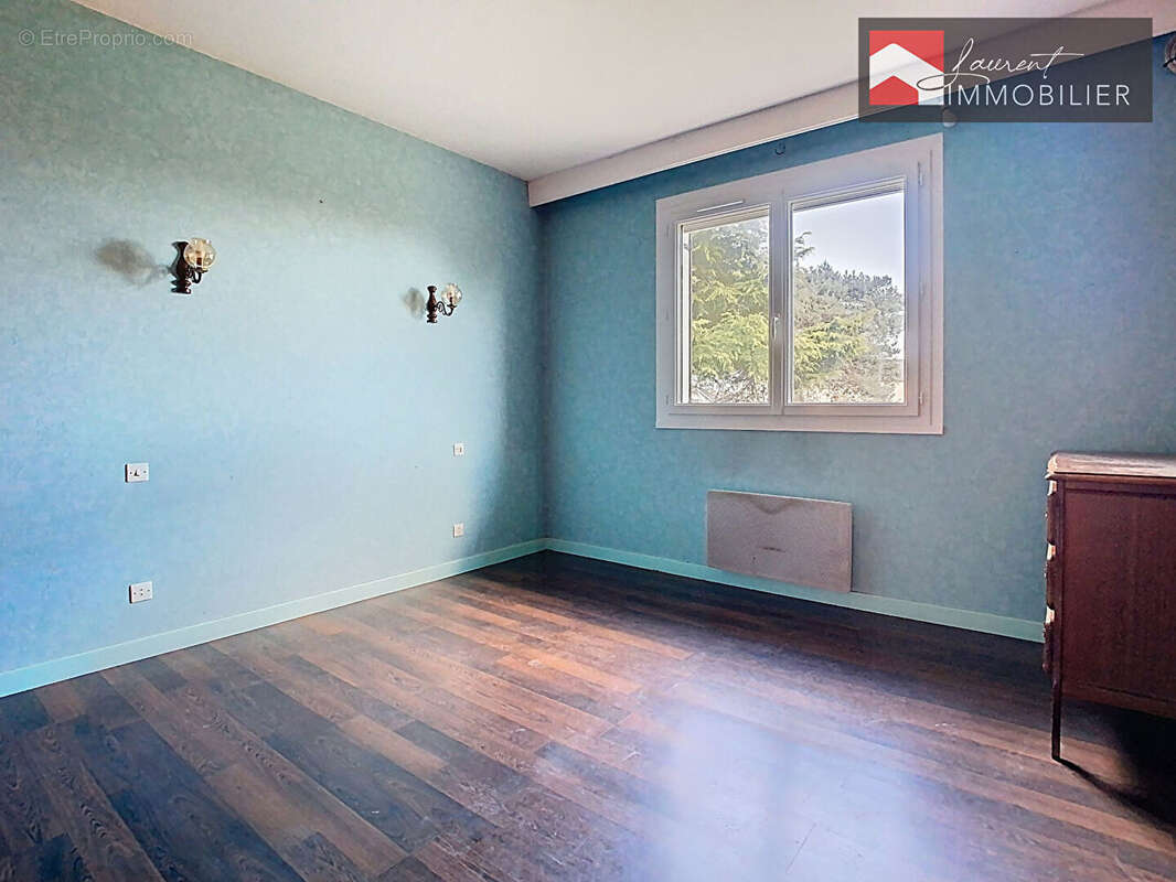 Maison à PONT-DE-VAUX