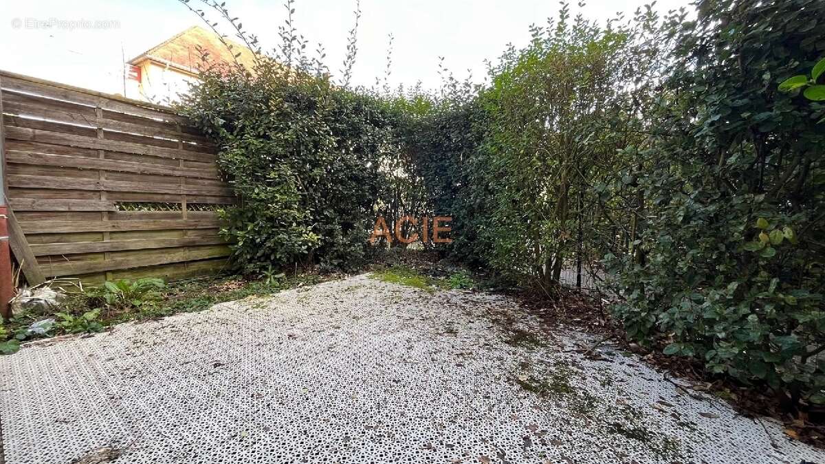 Appartement à SAINT-WITZ