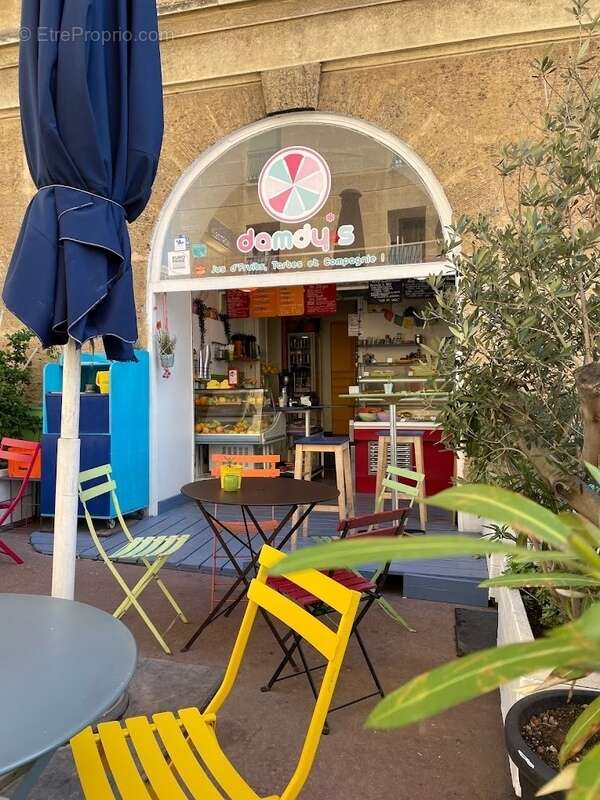 Commerce à MARSEILLE-2E