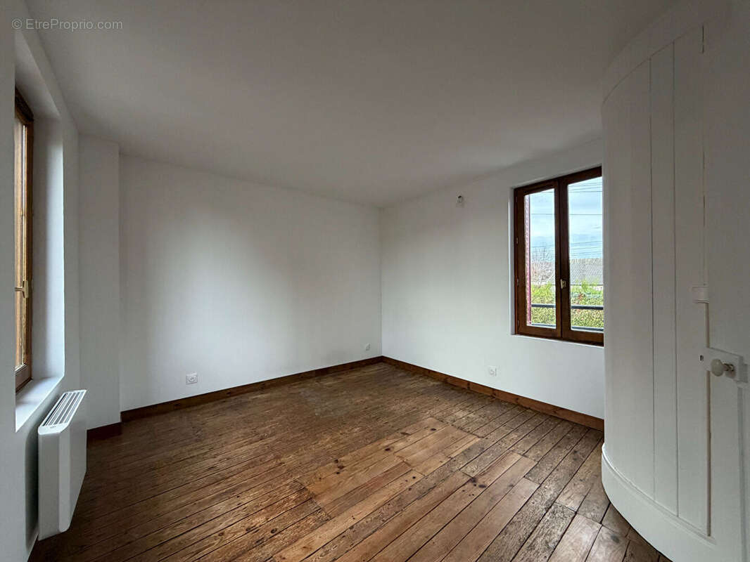 Maison à LE NEUBOURG