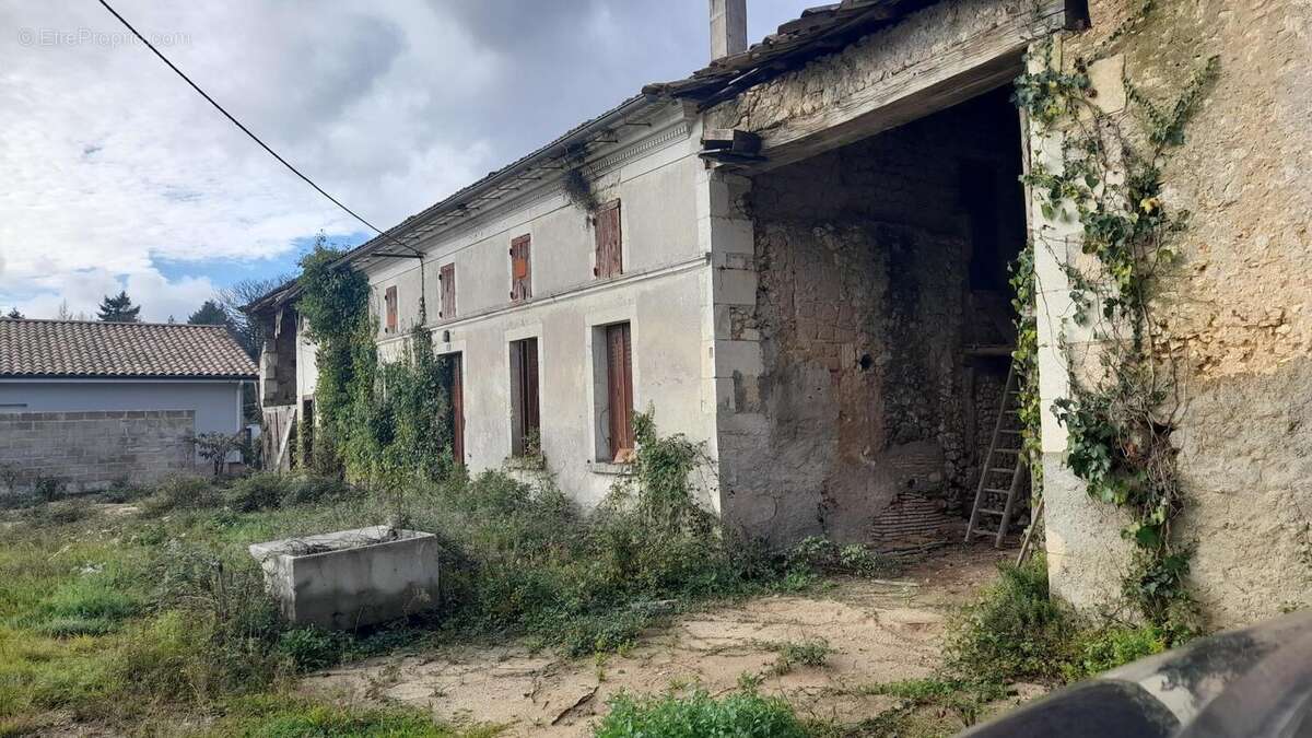 Photo 2 - Maison à CERCOUX