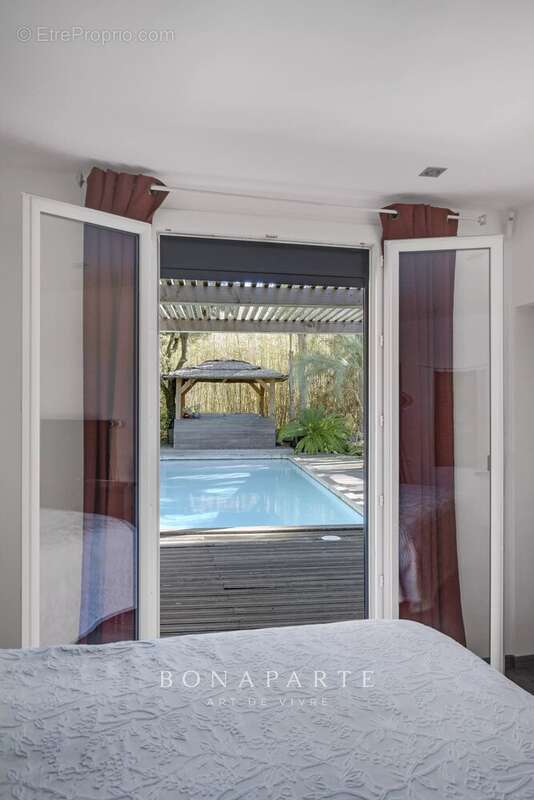 Villa 7 pièces avec piscine - Fréjus - photo 8