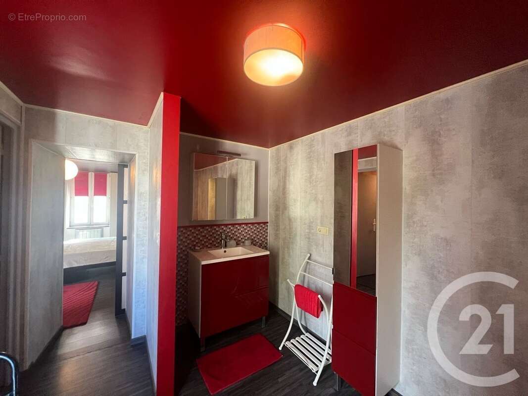 Maison 350 m² à Aurillac  - photo 12