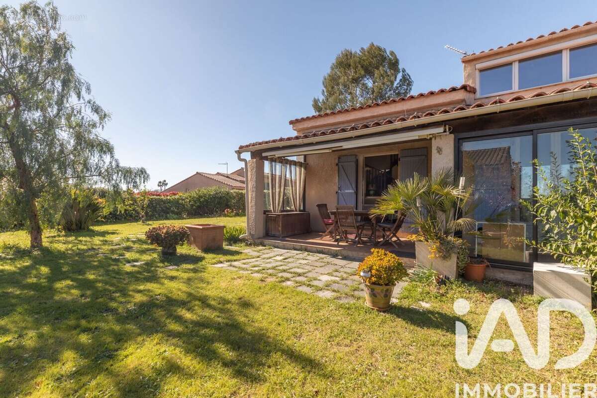 Photo 2 - Maison à MOUANS-SARTOUX