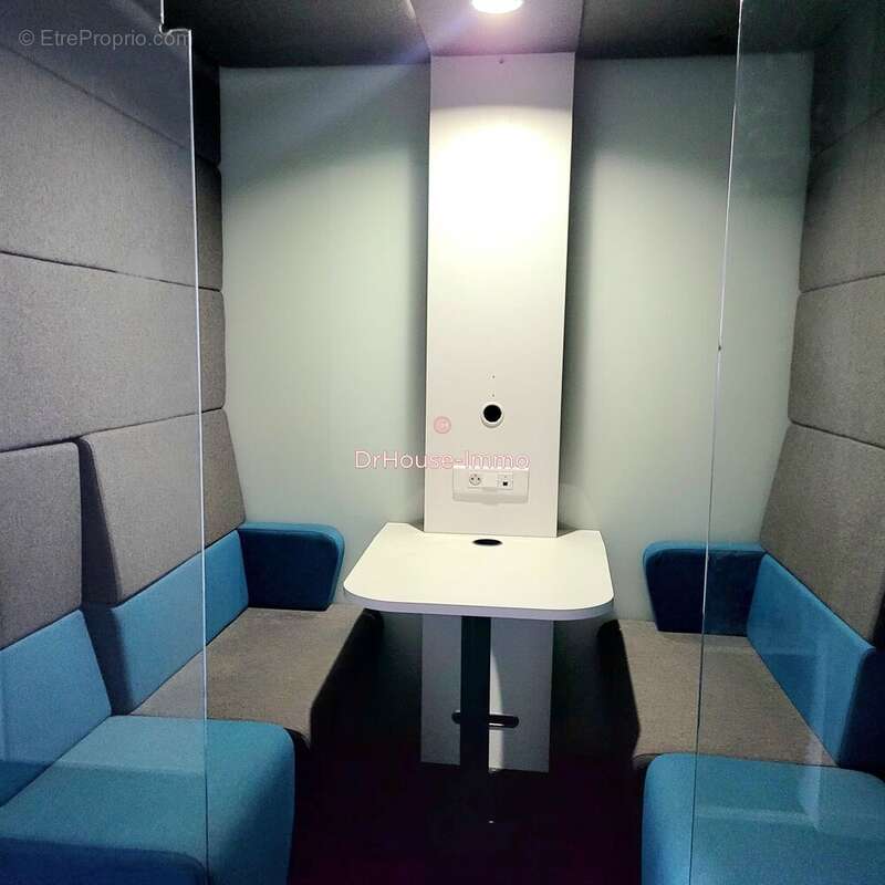 Commerce à CAILLOUX-SUR-FONTAINES