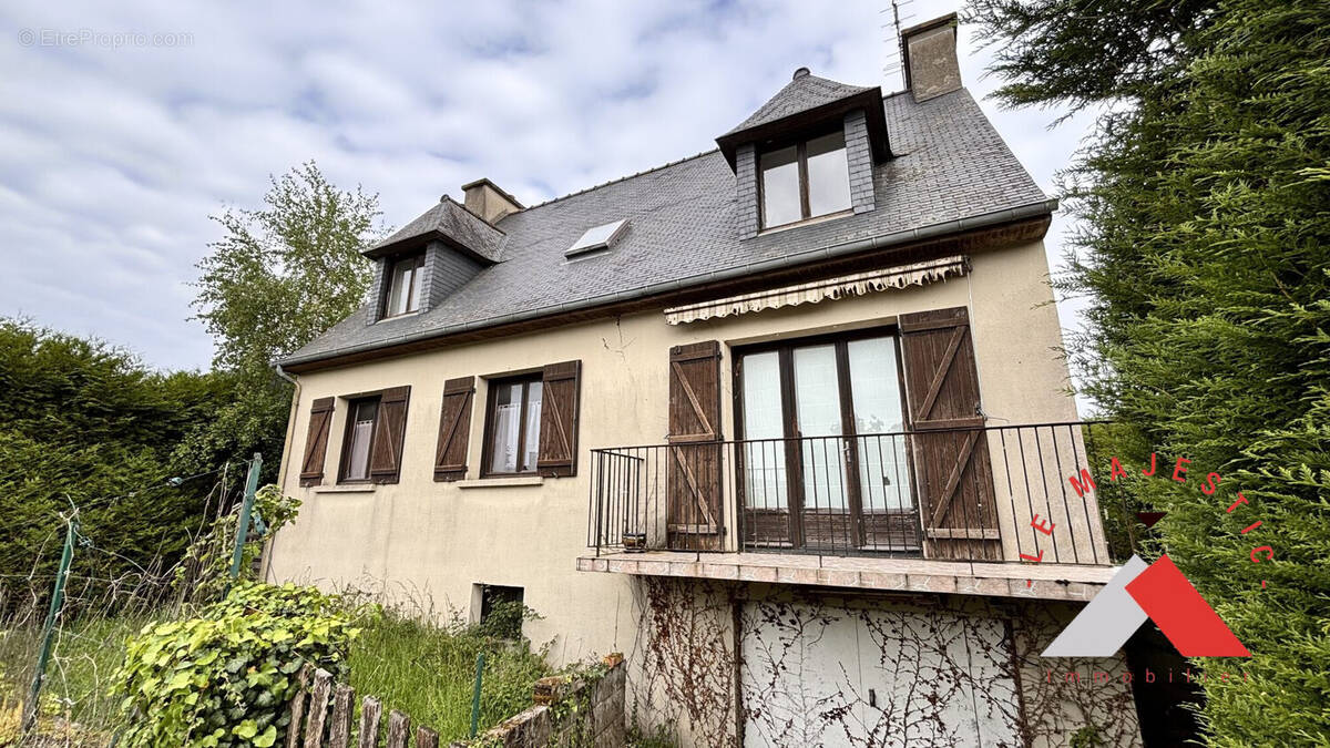 Maison à LE MINIHIC-SUR-RANCE