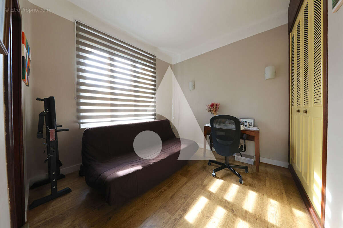 Maison à CORBEIL-ESSONNES