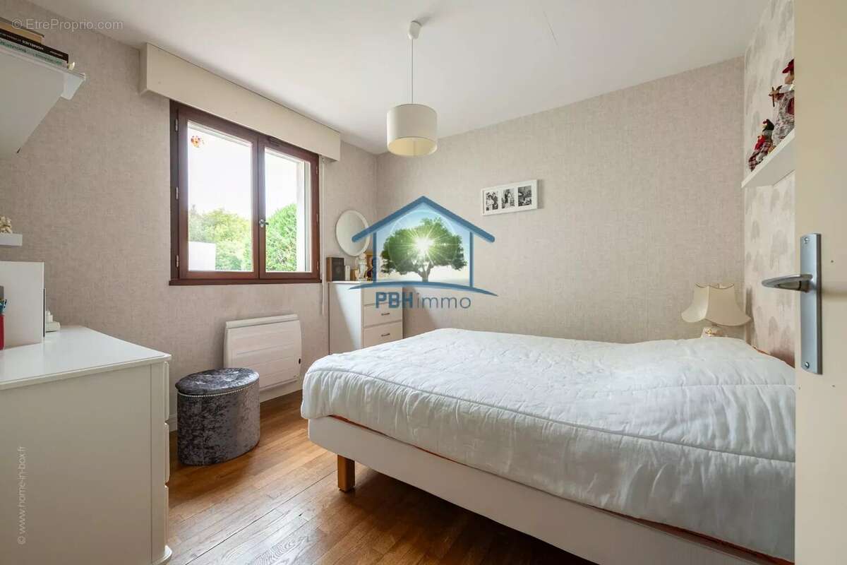 Maison à BOUSSY-SAINT-ANTOINE