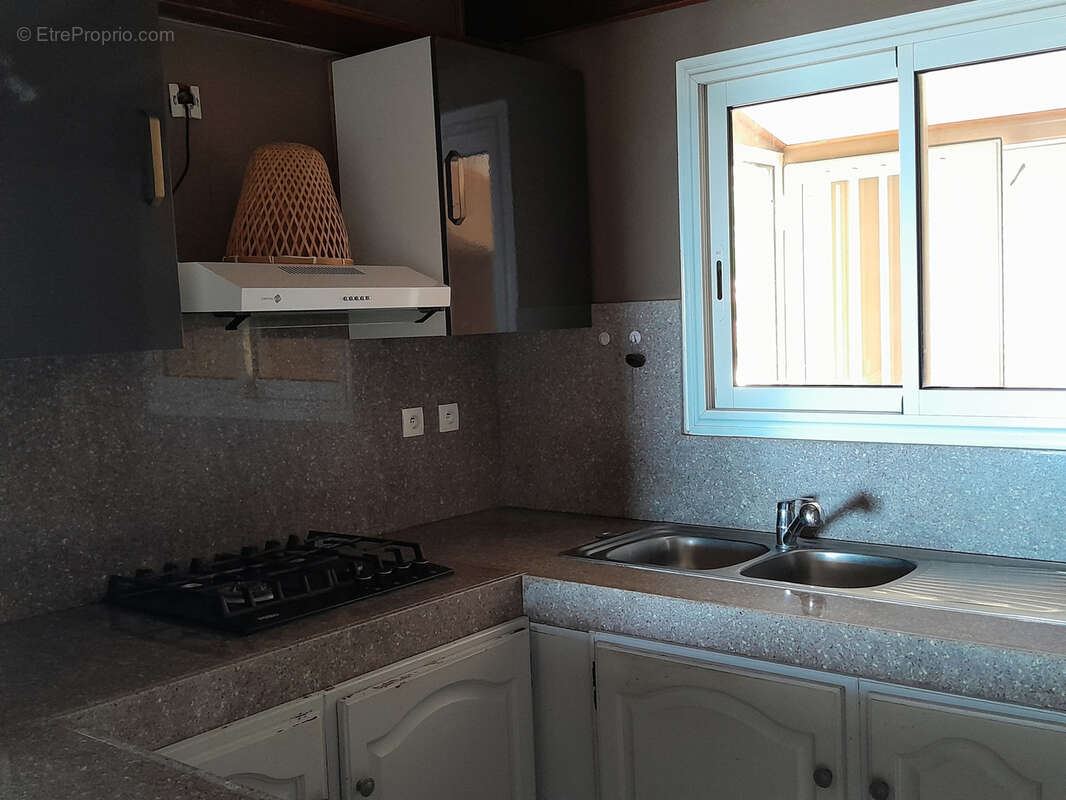 Appartement F3/4 avec vue mer, terrasse et jardinet   La Saline (97422) - photo 4