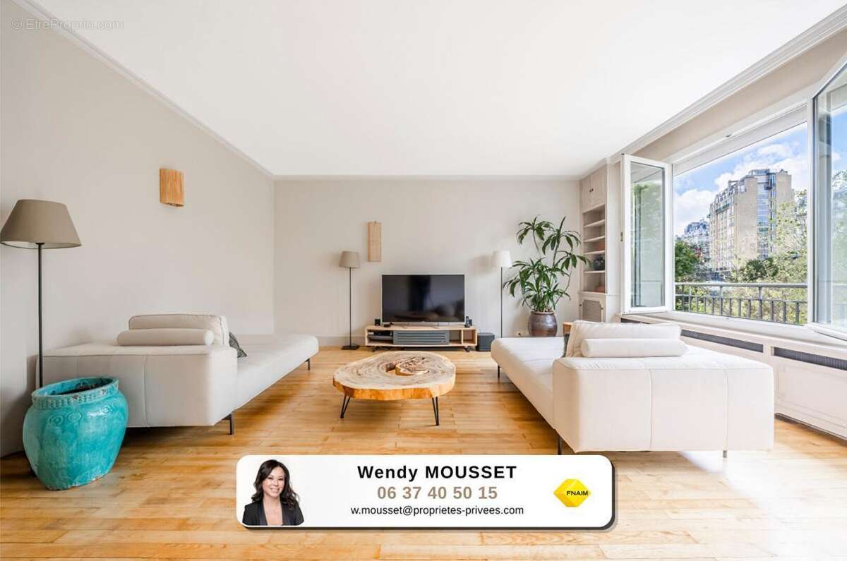 Appartement à PARIS-16E