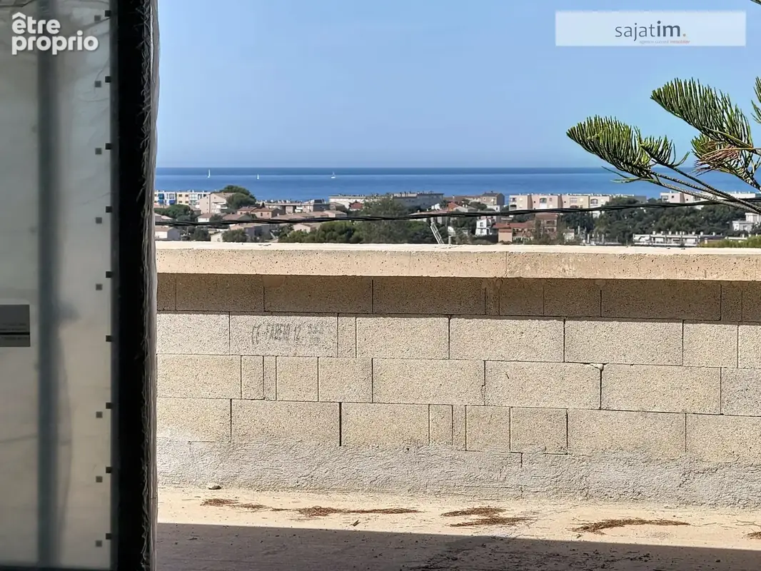 Appartement 4 pièces 122 m² à vendre à Six-Fours-Les-Plages (83140) - photo 5