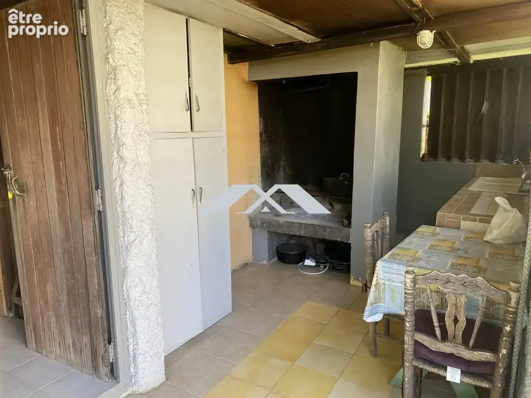 Maison 7 pièces 158 m² à vendre à Cilaos (97413) - photo 5