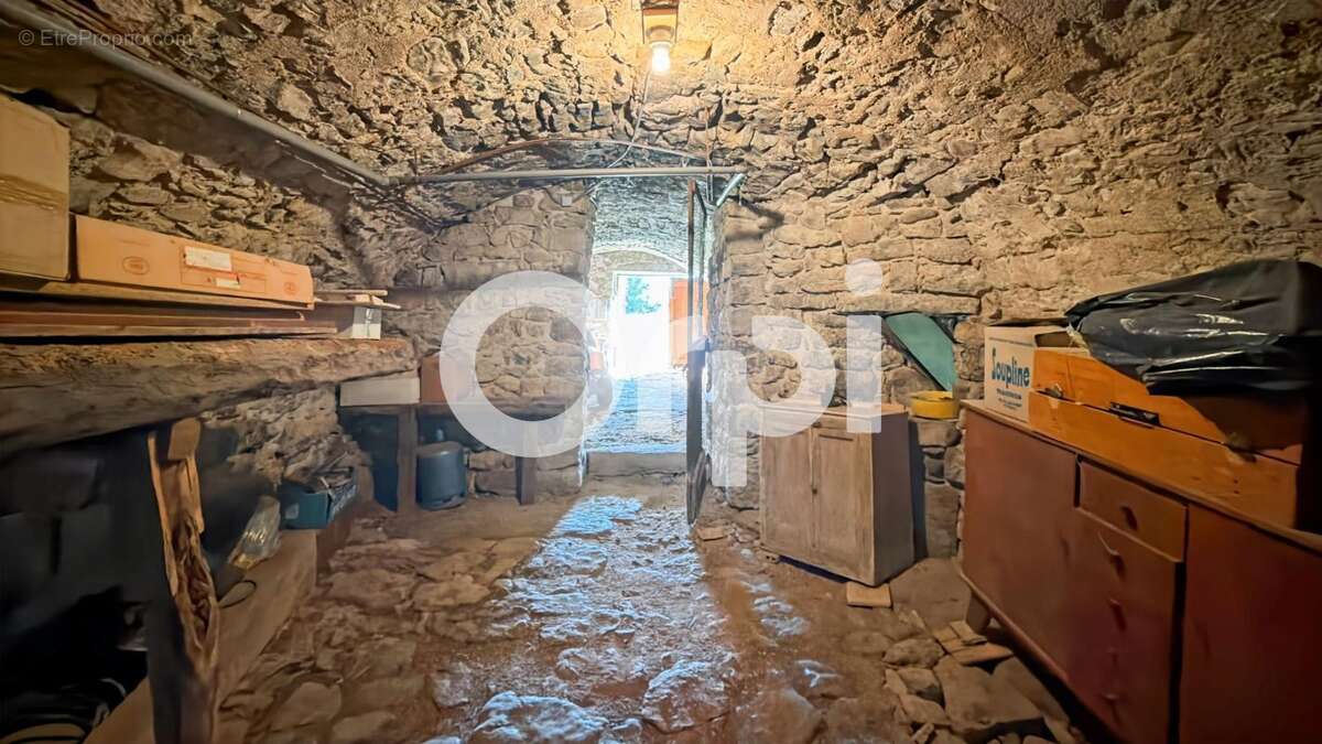 Maison à RUOMS