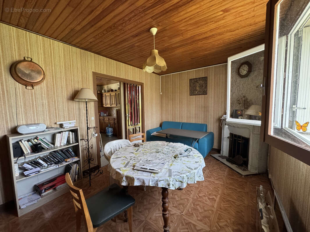 Maison à LAMAZIERE-HAUTE