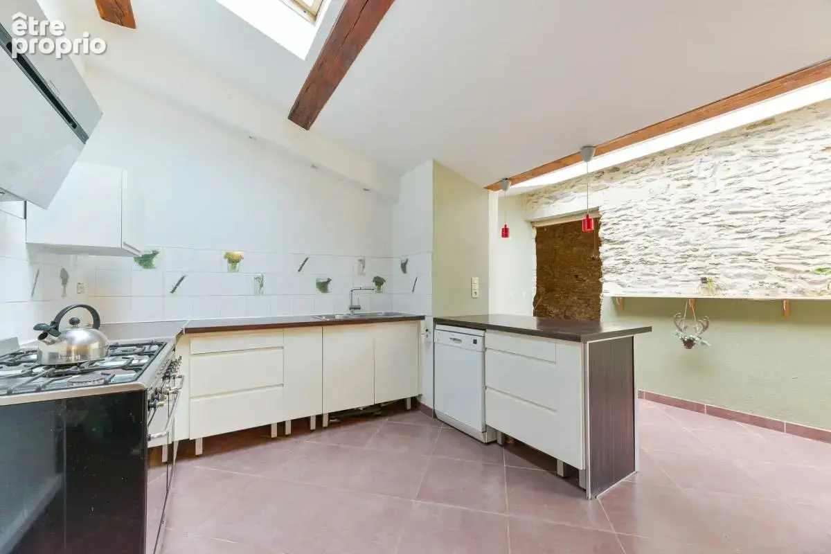 Maison de 6 pièces de 175 m² située à Rezé - photo 7