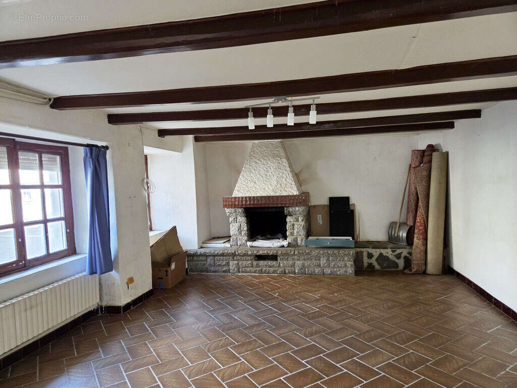 Maison à FAY-SUR-LIGNON