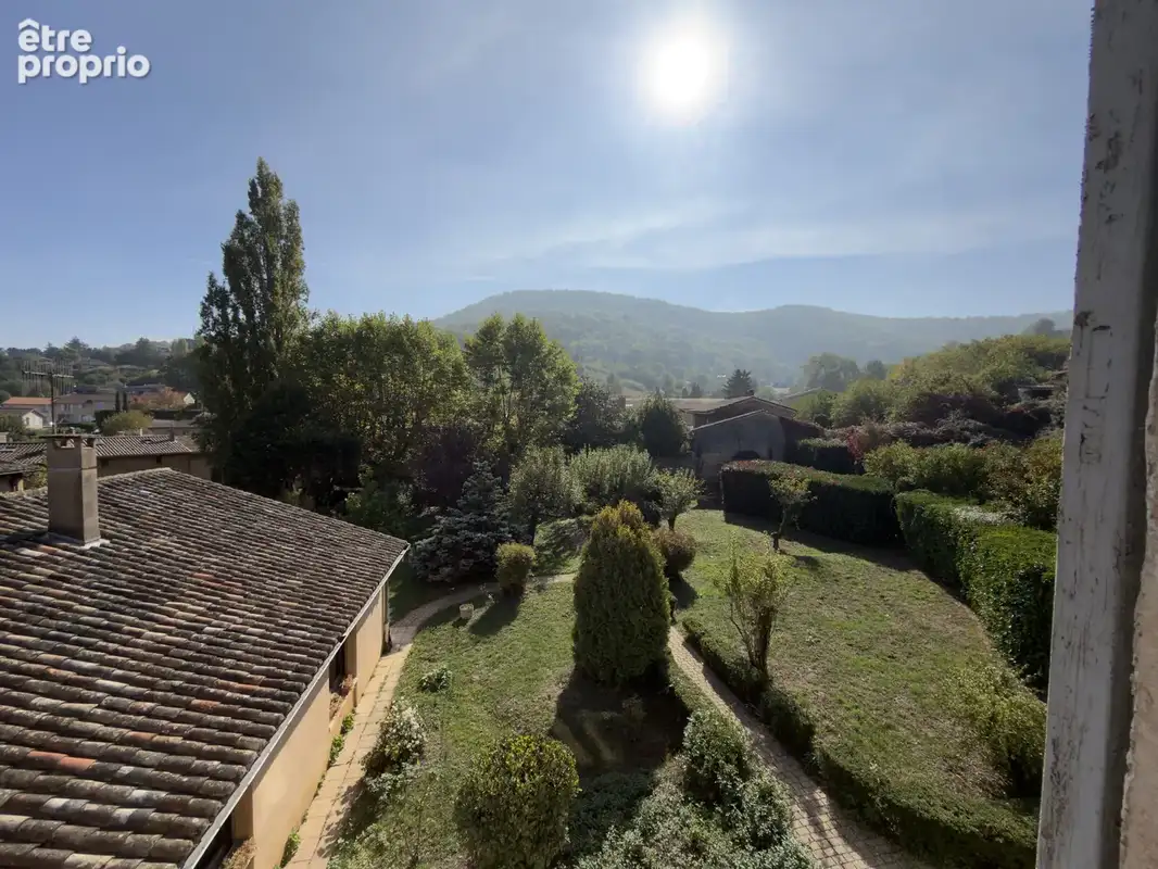 Appartement 2 pièces 45 m² · à Saint-Romain-au-Mont-d'Or · 45 m² · 155 000 €