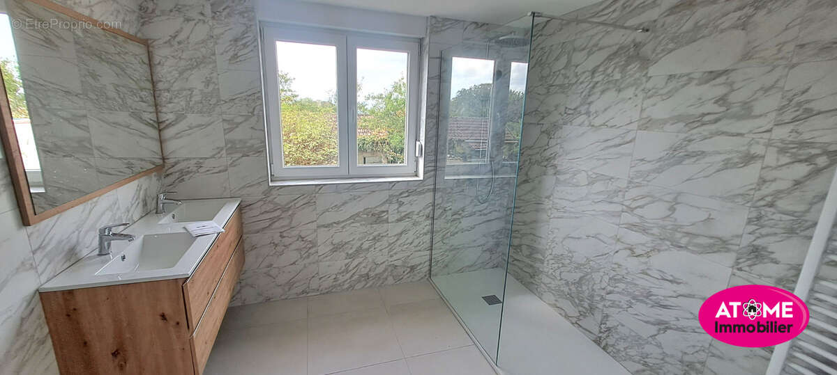 Appartement à RONCOURT