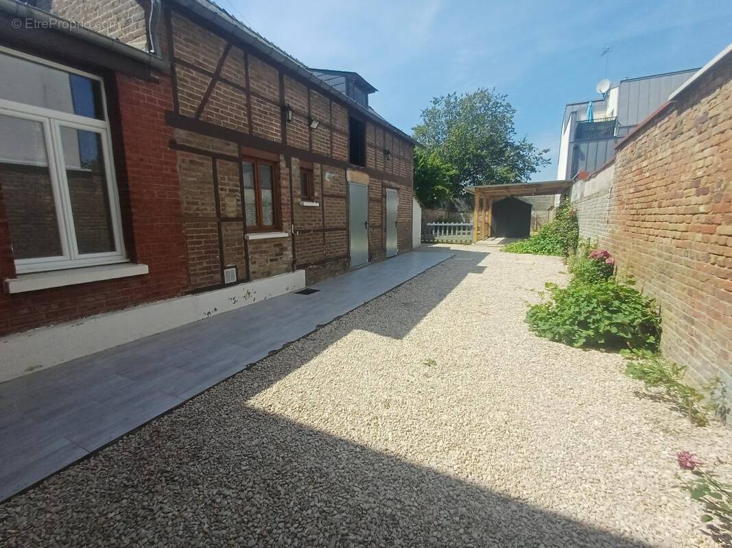 Maison 5 pièces 87 m² · à Amiens · 87 m² · 205 722 €