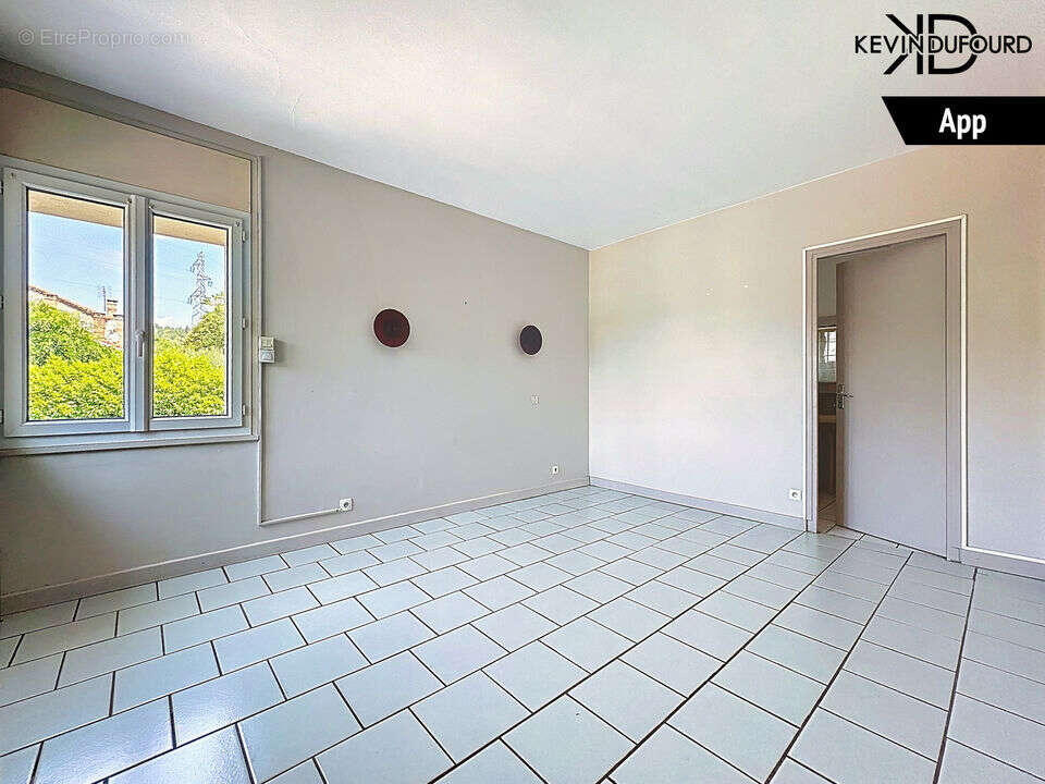 Appartement à LABEGUDE