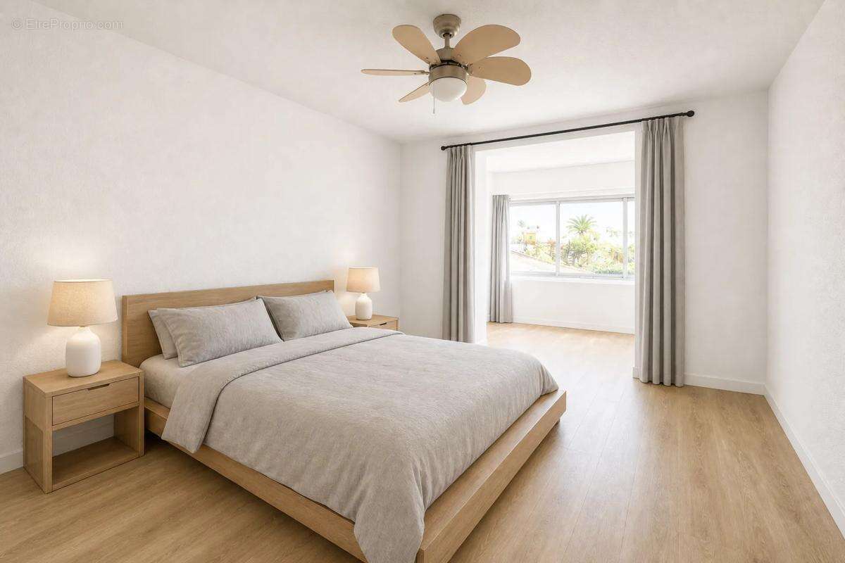 Appartement à LA LONDE-LES-MAURES