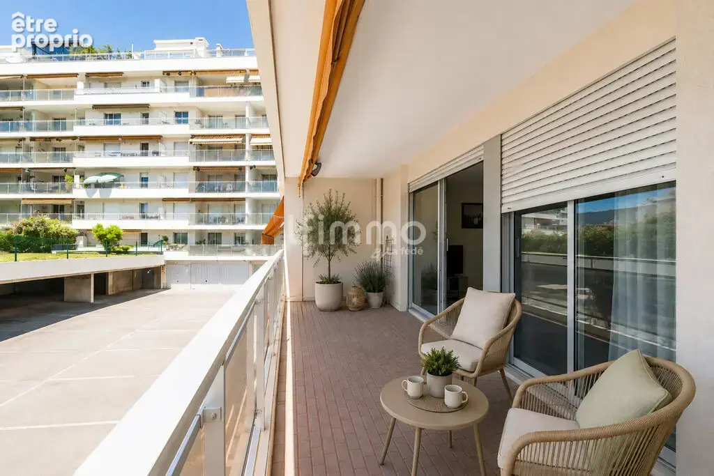 Cannes La Bocca Centre – 3P 71,52 m² – terrasse 12 m² – parking - photo 2