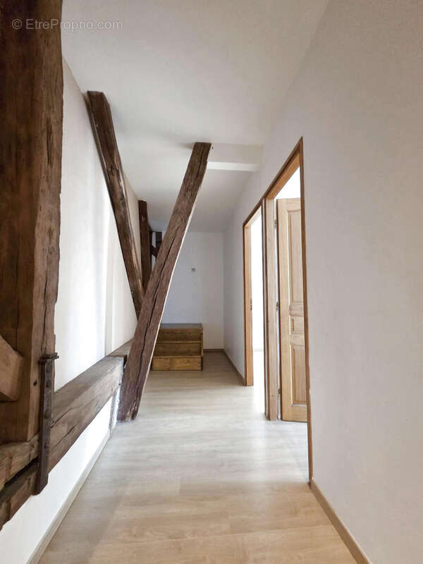 Appartement à MOULINS