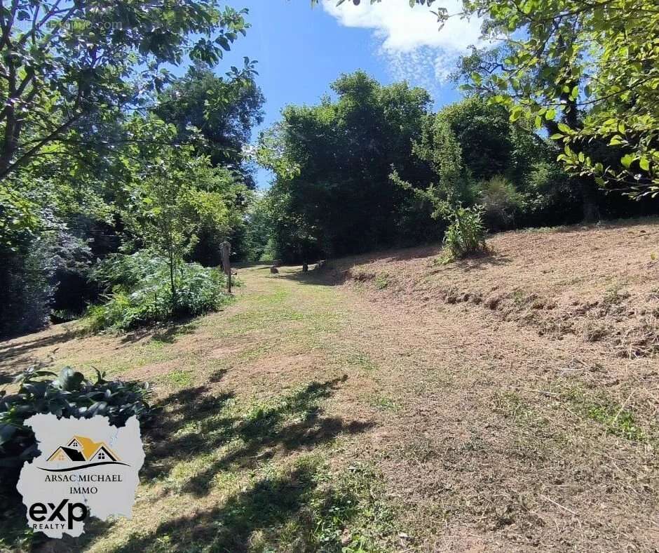 Maison à VERNET-LA-VARENNE