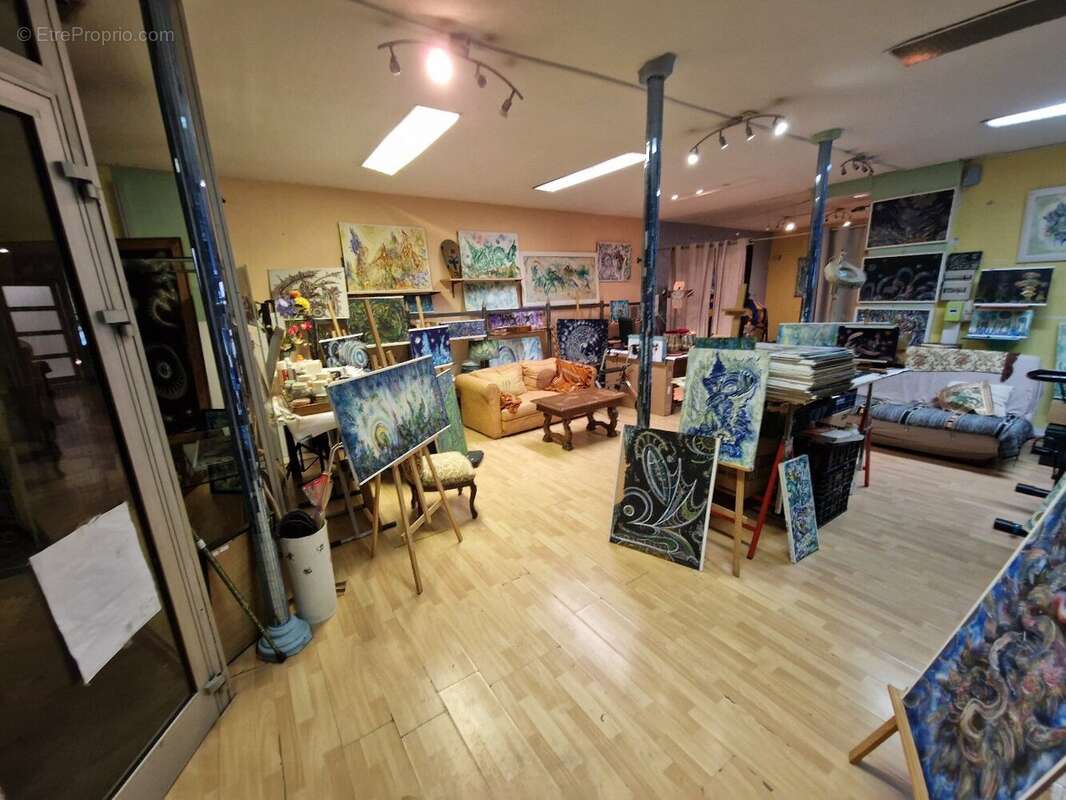 Commerce à CARCASSONNE